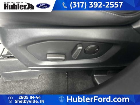 Used 2022 Ford Explorer XLT w/ Equipment Group 202A AWD/4WD image 12