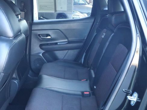 Used 2025 Nissan Kicks SR FWD image 37