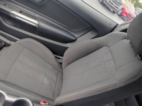 Used 2018 Ford Mustang GT w/ GT Performance Package image 9