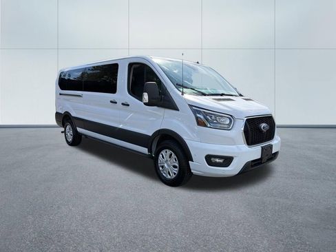 Used 2023 Ford Transit 350 XLT RWD image 4