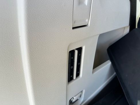 Used 2024 Lincoln Navigator Black Label image 15