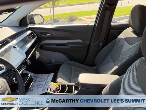 New 2027 Chevrolet Bolt LT w/ Comfort Package FWD image 44
