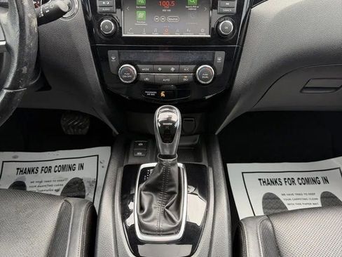 Used 2021 Nissan Rogue Sport SL w/ Premium Package image 20