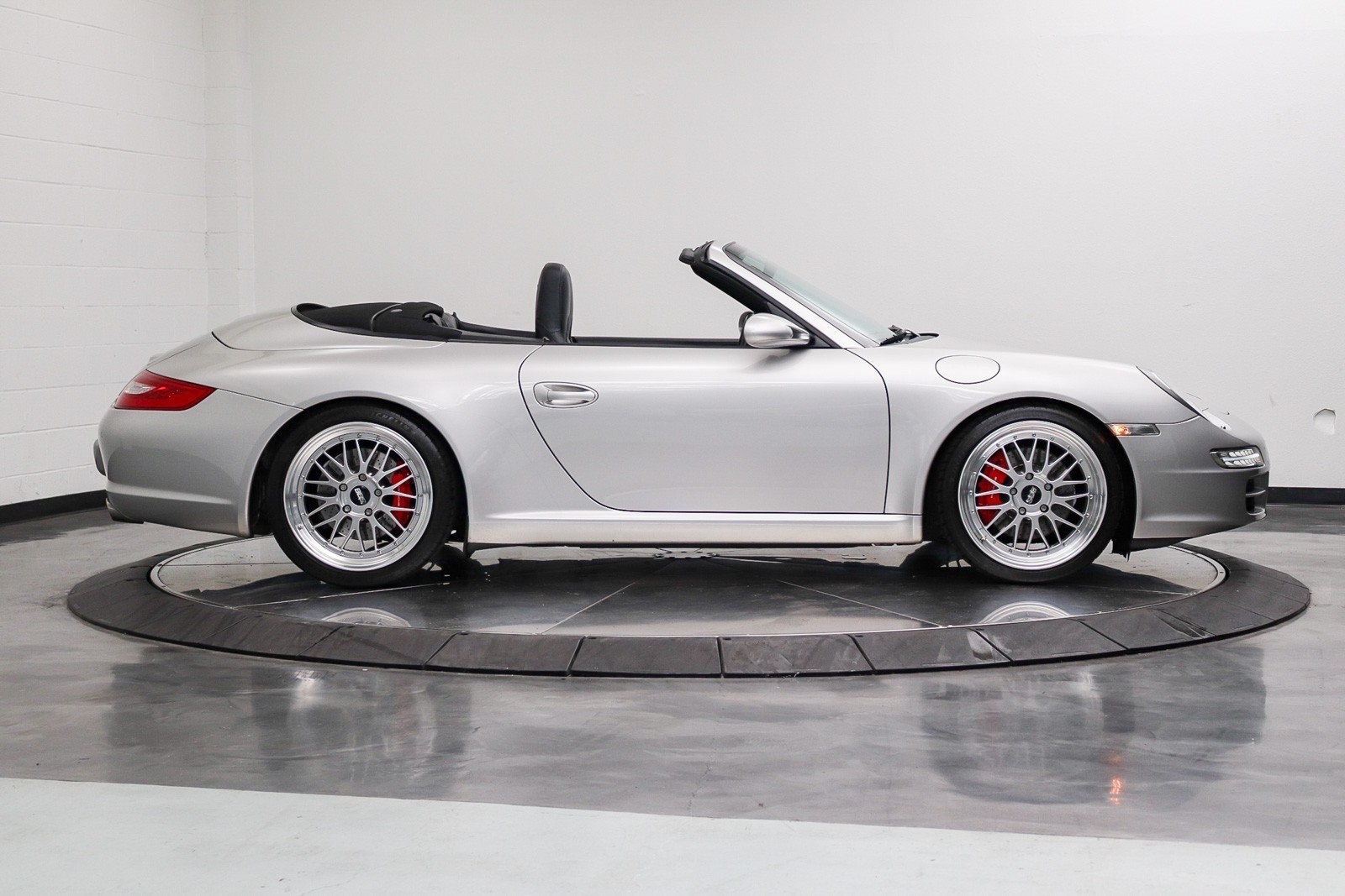 Used 2008 Porsche 911 Carrera S RWD image 19