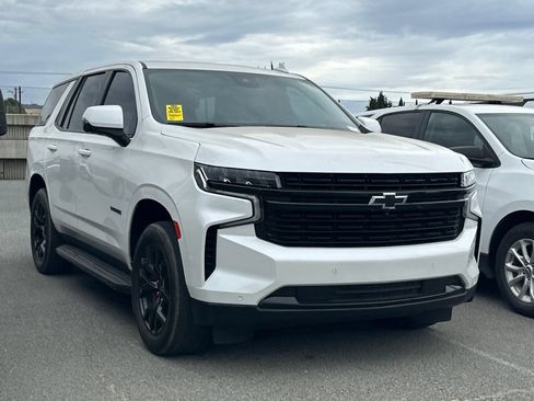 Used 2023 Chevrolet Tahoe RST w/ RST Performance Edition AWD/4WD image 2