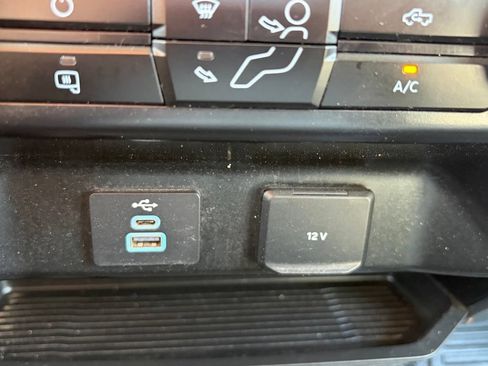Used 2025 Ford F250 XL w/ FX4 Off-Road Package AWD/4WD image 34