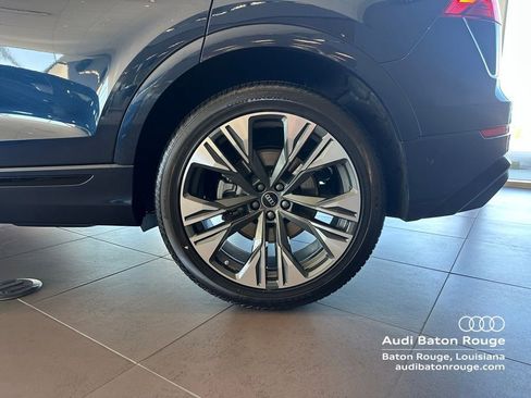 New 2026 Audi Q8 Premium Plus AWD/4WD image 7