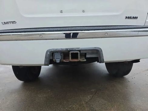 Used 2008 Jeep Grand Cherokee Limited w/ Trailer Tow Group IV RWD image 13