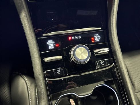 New 2025 Jeep Grand Cherokee Overland w/ Adv Protech Group III image 25