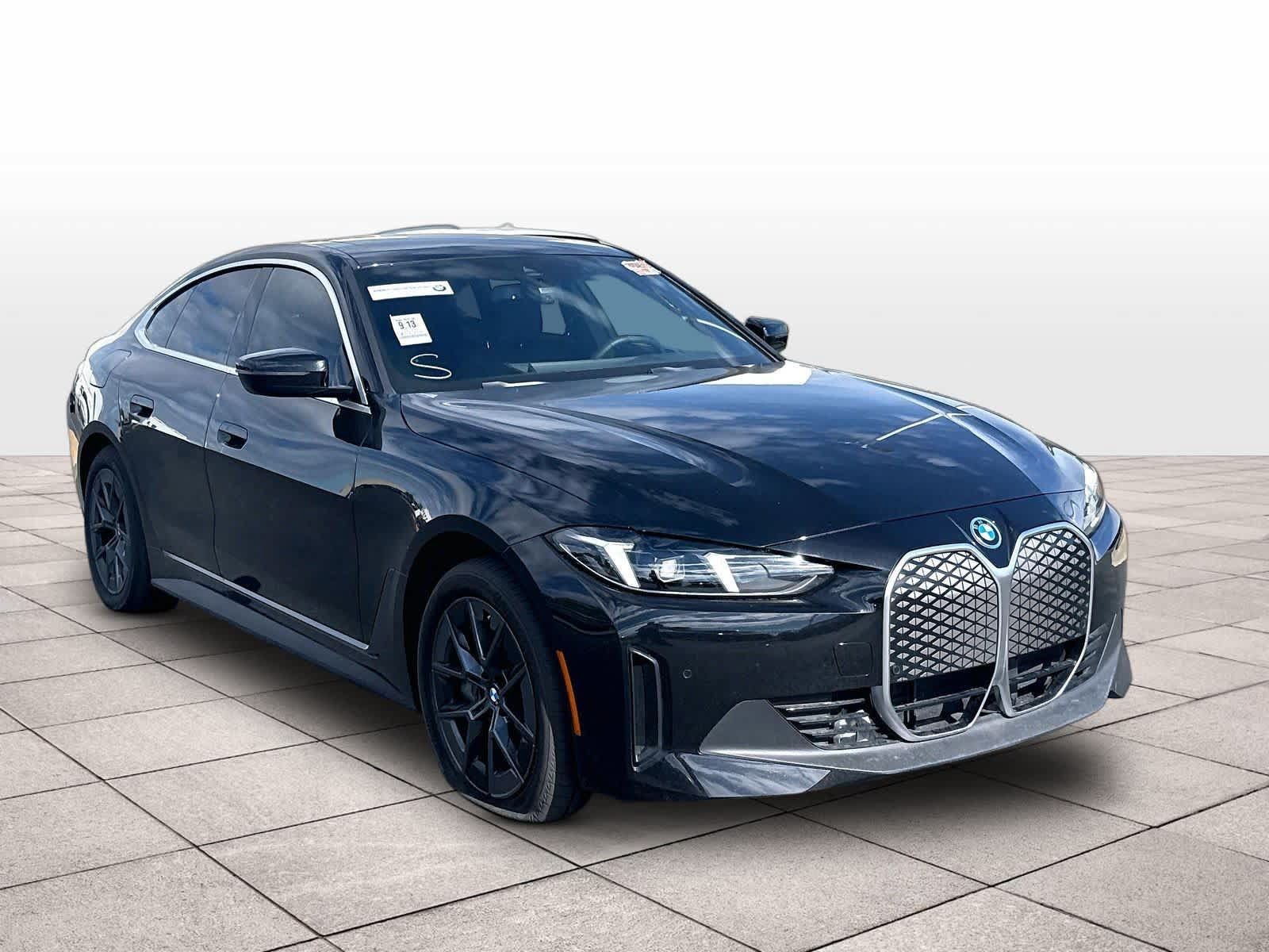 Used 2025 BMW i4 eDrive40 w/ Premium Package RWD image 3