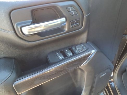 Used 2020 Chevrolet Silverado 1500 LTZ w/ LTZ Premium Package image 15