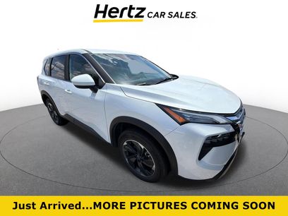 Used 2025 Nissan Rogue SV