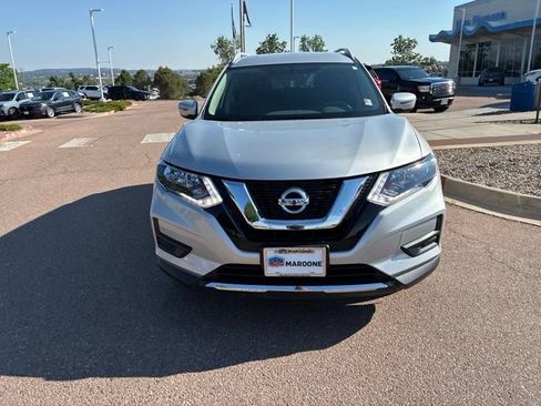 Used 2017 Nissan Rogue SV AWD/4WD image 2