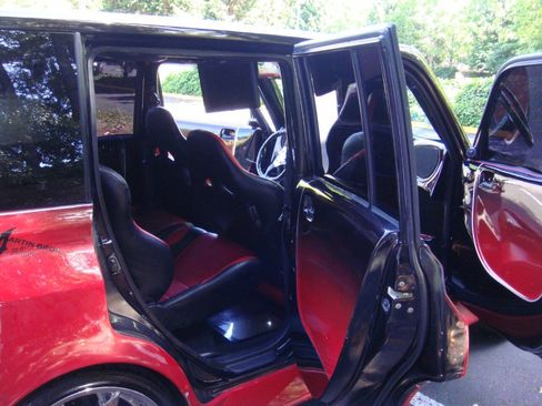Used 2005 Scion xB FWD image 18