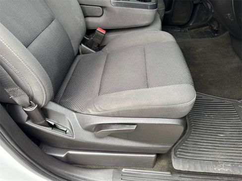 Used 2018 Chevrolet Silverado 1500 LT image 26