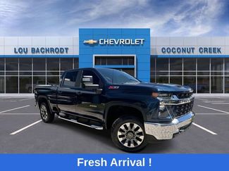 Used 2022 Chevrolet Silverado 2500 LT w/ Convenience Package AWD/4WD video 1