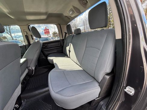 Used 2014 RAM 2500 Tradesman w/ Chrome Appearance Group image 11
