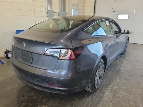 Used 2022 Tesla Model 3 image 8