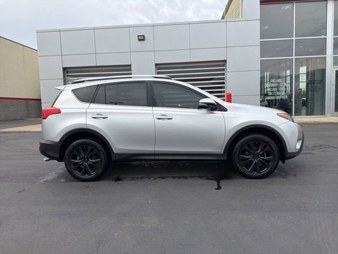 Used 2015 Toyota RAV4 Limited w/ Technology Package image 7