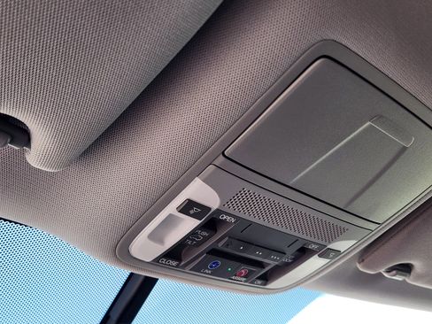 Used 2017 Acura RDX Technology Package image 31