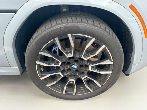Used 2025 BMW X6 M60i image 14