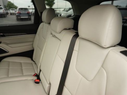 Used 2025 Kia Telluride EX FWD image 14