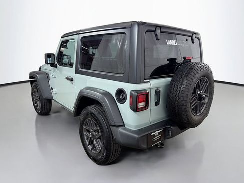 Used 2024 Jeep Wrangler Sport AWD/4WD image 7