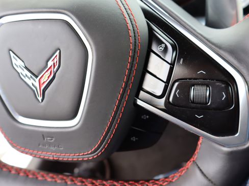 Used 2023 Chevrolet Corvette Stingray Premium Conv w/ Z51 Performance Package image 19