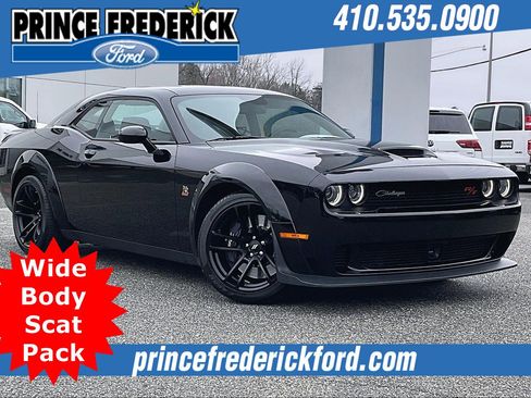 Used 2023 Dodge Challenger R/T Scat Pack image 1