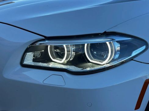 Used 2014 BMW M5 RWD image 21