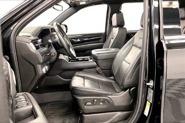 Used 2023 GMC Yukon Denali w/ LPO, Floor Liner Package AWD/4WD image 21