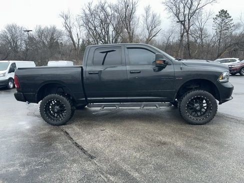 Used 2016 RAM 1500 Sport w/ Black Ram 1500 Sport Group image 7