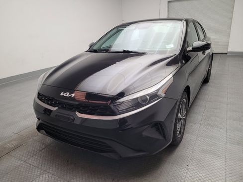 Used 2023 Kia Forte LXS FWD image 15