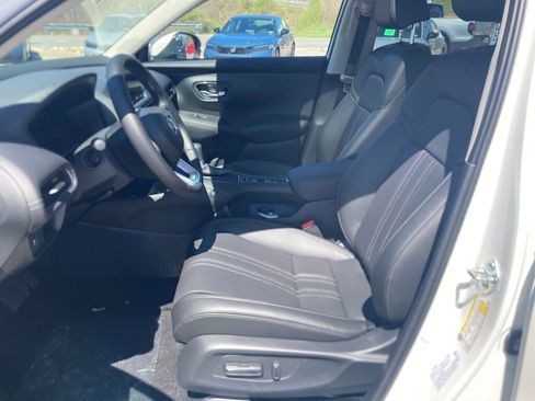 New 2026 Honda HR-V EX-L image 8