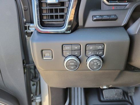 Used 2023 GMC Sierra 1500 Denali Ultimate image 21