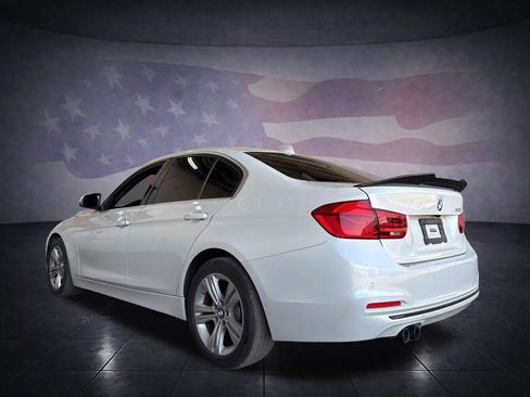 Used 2017 BMW 330i Sedan w/ Driver Assistance Package RWD image 3