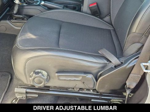 Used 2023 Jeep Wrangler Sport AWD/4WD image 14