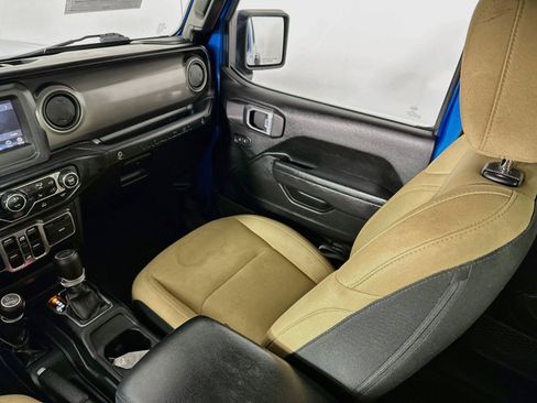 Used 2022 Jeep Wrangler Unlimited Sport AWD/4WD image 21