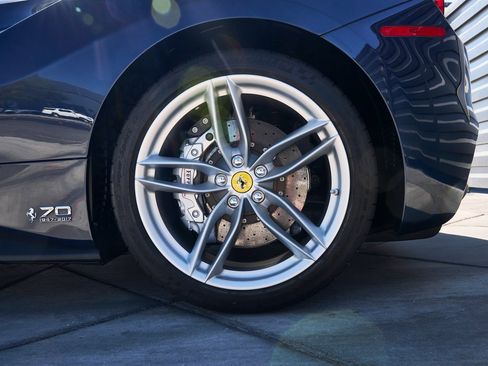 Used 2018 Ferrari 488 GTB image 10