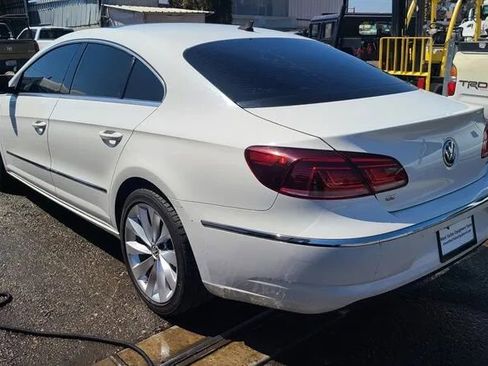Used 2013 Volkswagen CC Lux FWD image 3