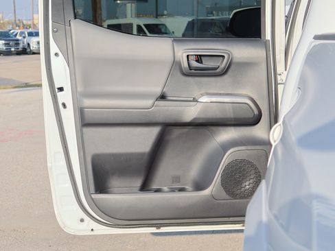 Used 2022 Toyota Tacoma SR5 image 28