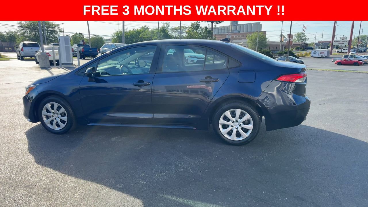 Used 2023 Toyota Corolla LE FWD image 5