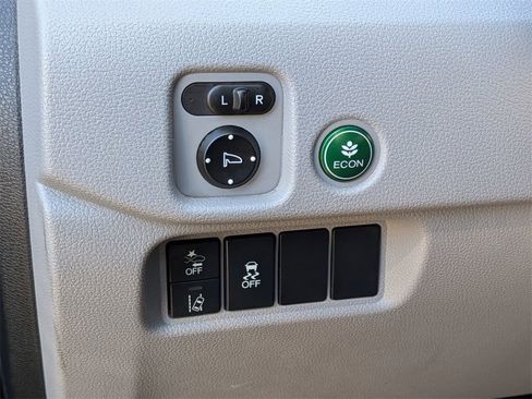 Used 2019 Honda Pilot LX image 14