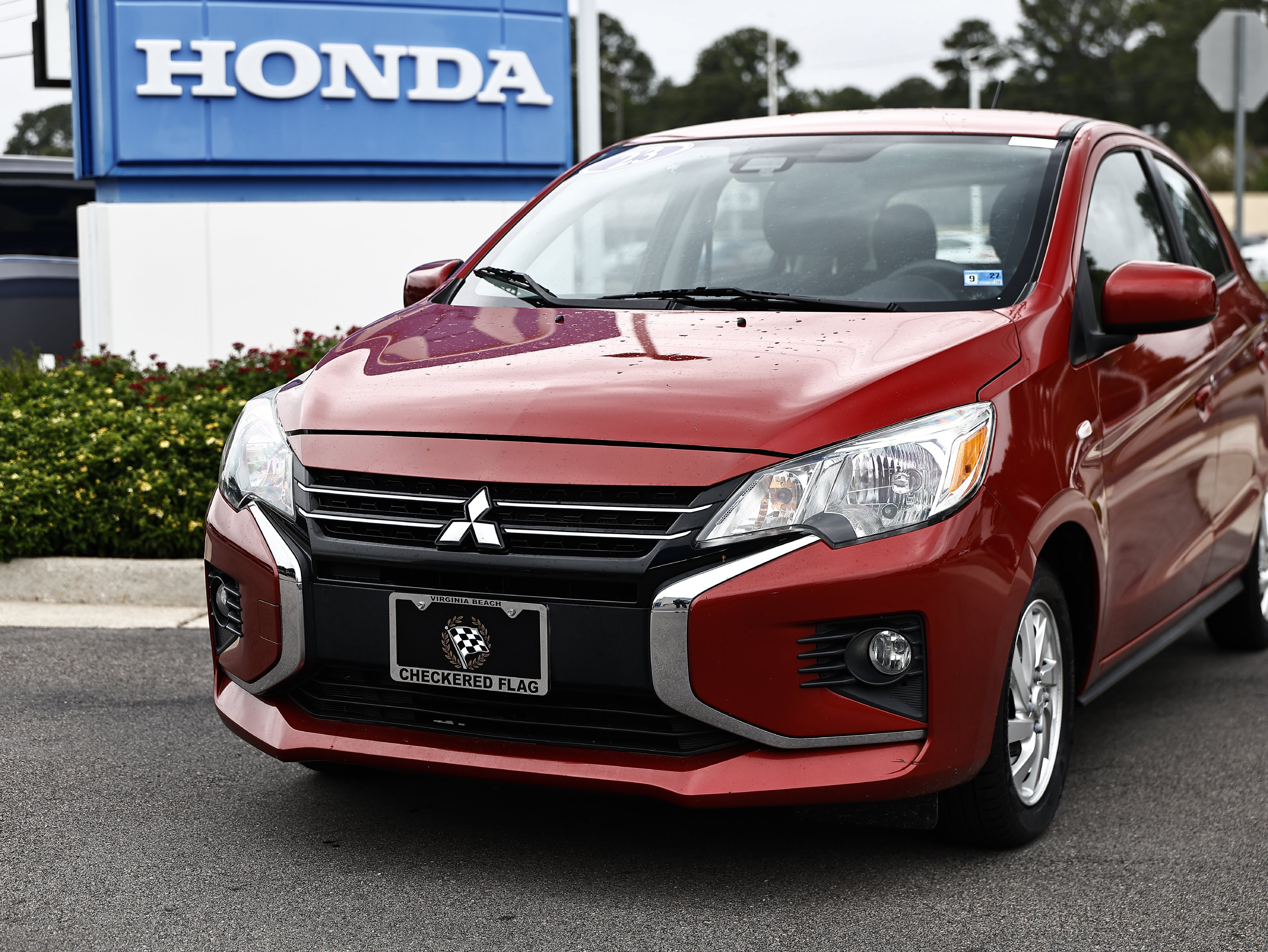 Used 2023 Mitsubishi Mirage LE FWD image 2