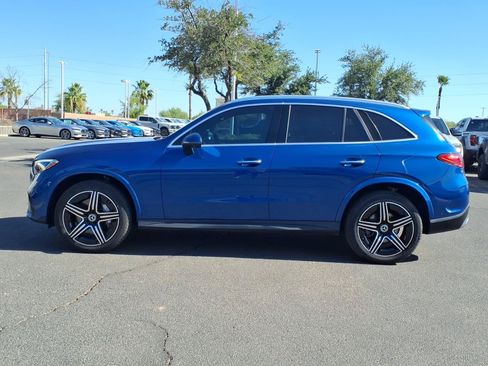 Used 2023 Mercedes-Benz GLC 300 image 2