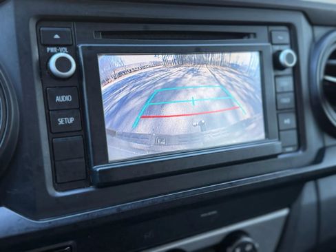 Used 2019 Toyota Tacoma SR w/ SR Convenience Package image 35