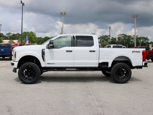 Used 2025 Ford F250 XLT w/ FX4 Off-Road Package AWD/4WD image 6
