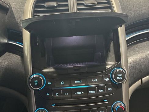 Used 2014 Chevrolet Malibu LT w/ Power Convenience Package image 17