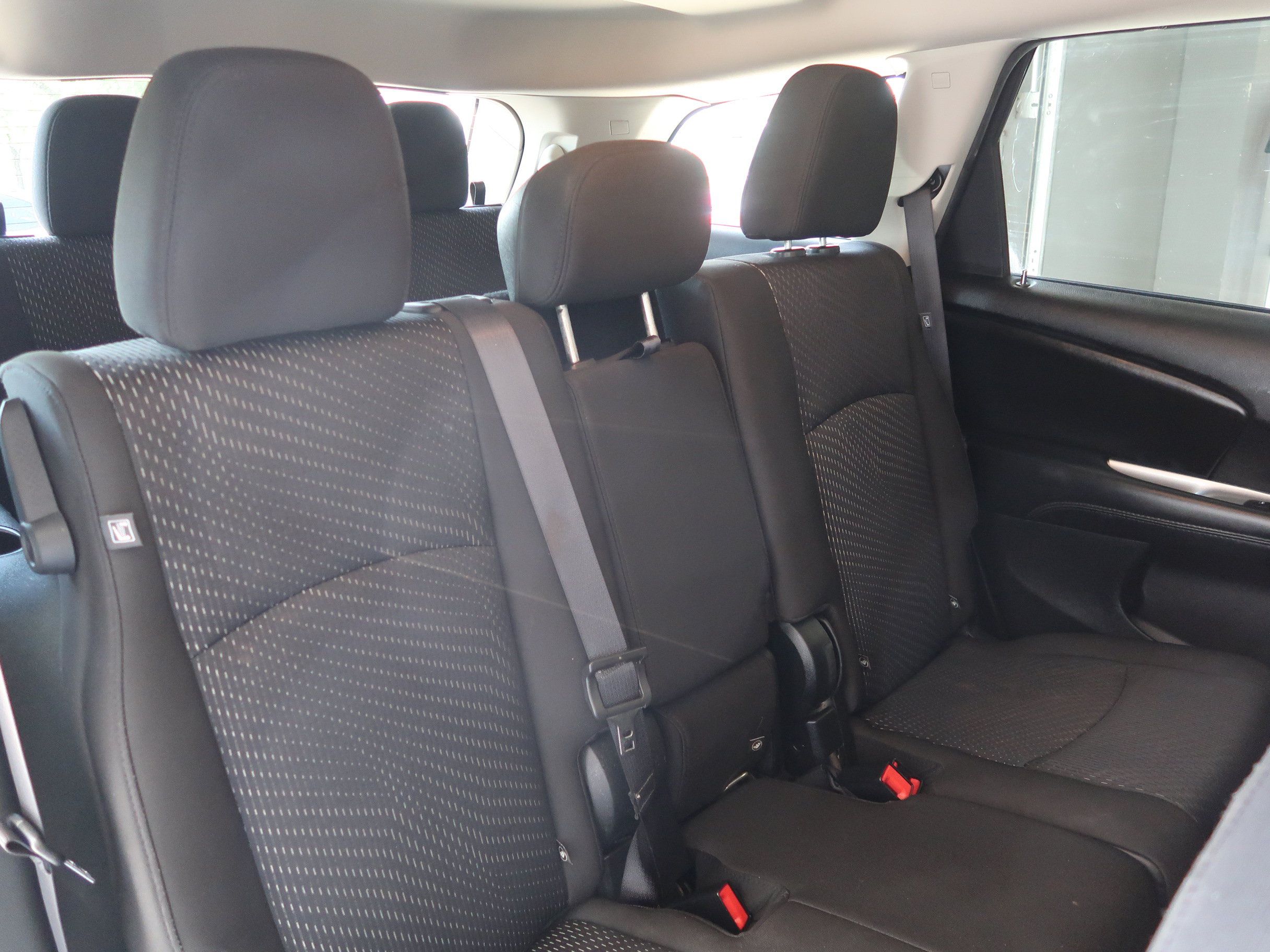 Used 2019 Dodge Journey SE FWD image 23