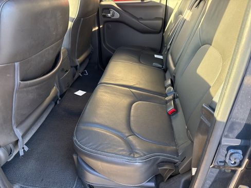 Used 2019 Nissan Frontier PRO-4X w/ Pro-4x Luxury Package image 13